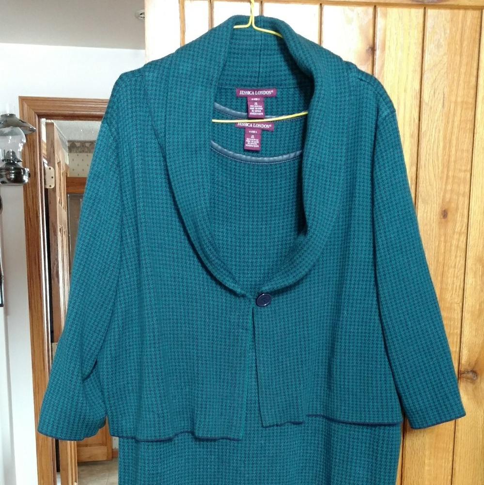 Suit dress